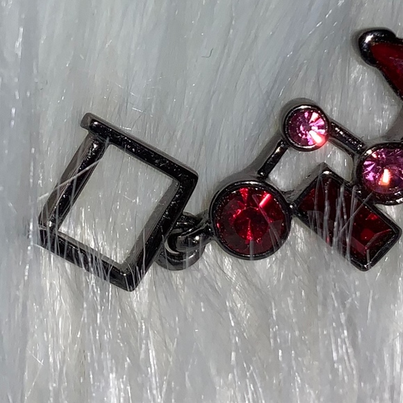 Matching Set - Purple & Pink Jeweled Costume Bracelet AND Matching Earrings - Picture 6 of 9